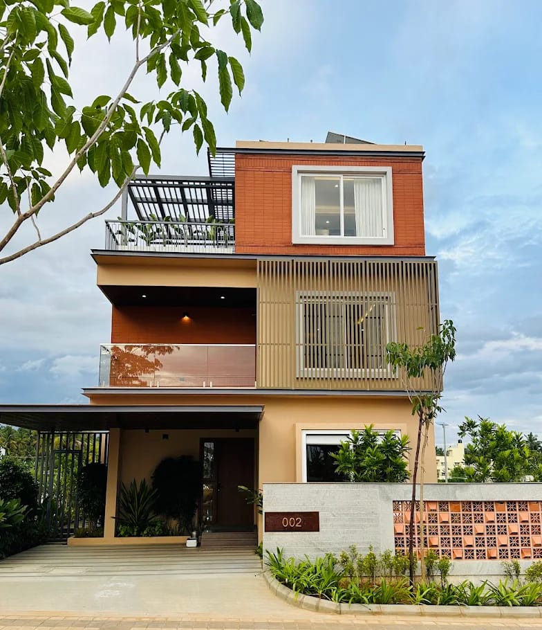 Urbanrise Paradise of Earth